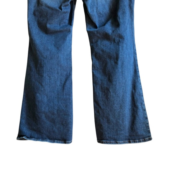 Silver Jeans Most Wanted Flare Max Flex Denim Size 20W - Picture 9 of 13